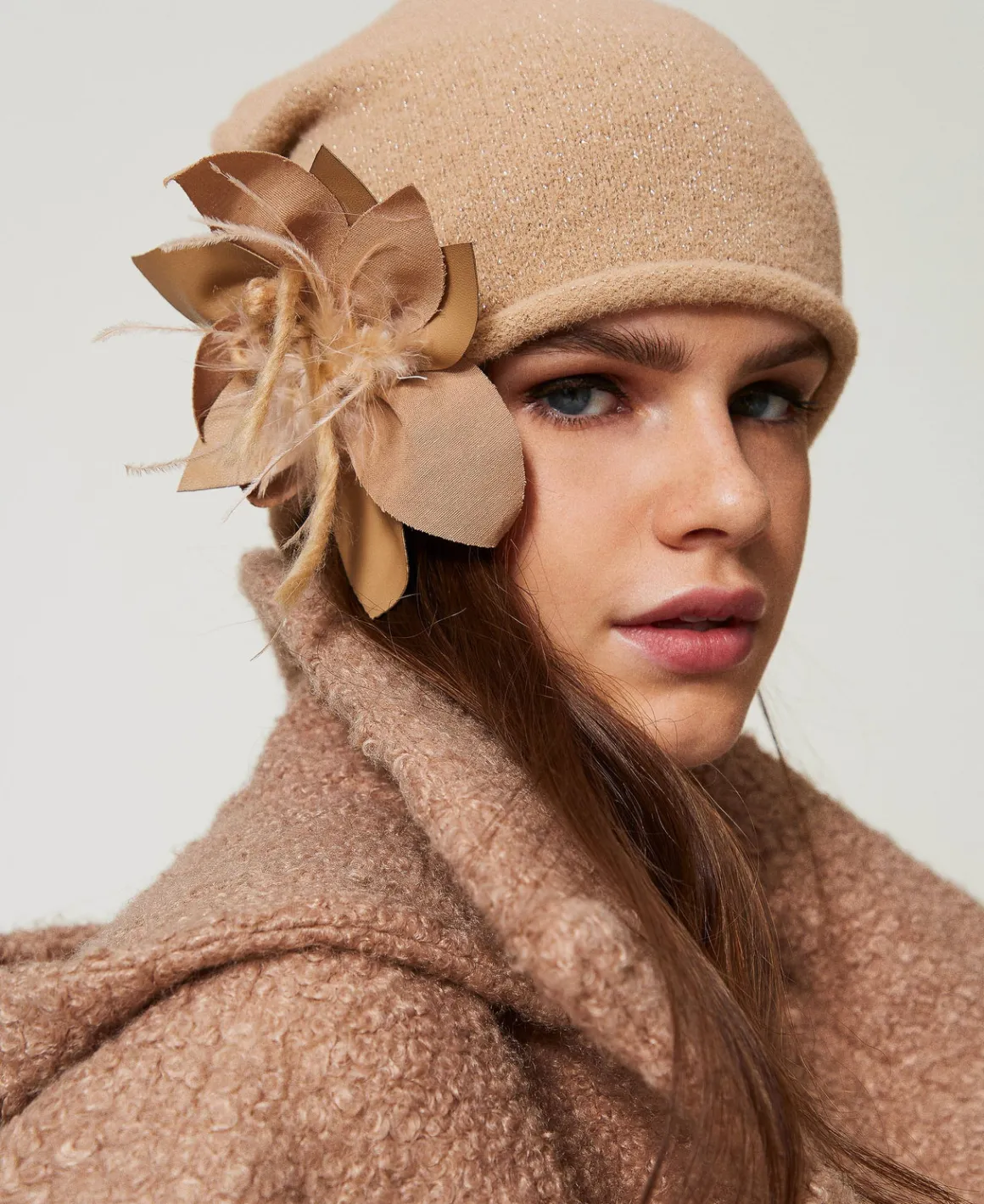 TWINSET Milano Berretto In Maglia Con Spilla A Fiore | Cappelli