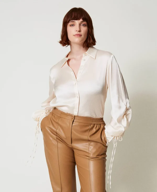 TWINSET Milano Camicia In Raso Martellato Con Oblò | Bluse E Camicie