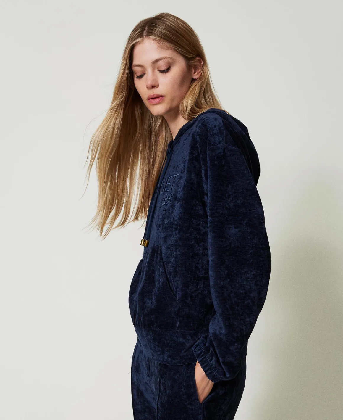 TWINSET Milano Felpa In Velluto Con Logo Ricamato | Felpe