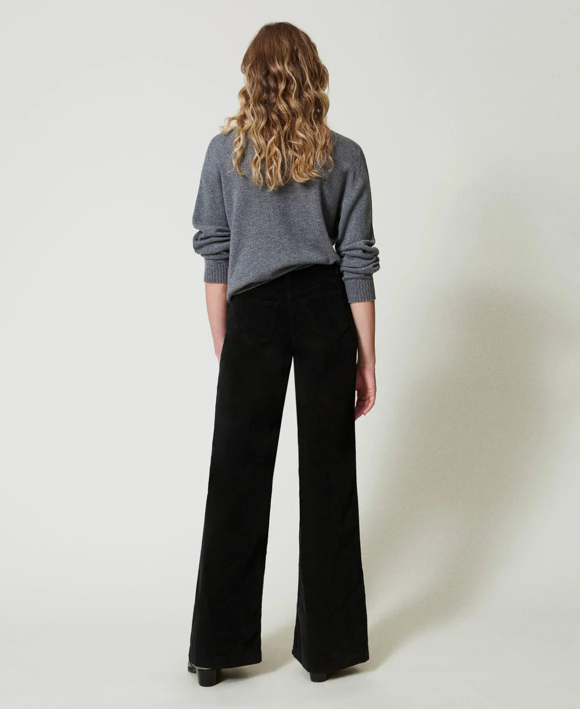 TWINSET Milano Pantaloni In Velluto Con Bottoni | Pantaloni Eleganti | Pantaloni Ampi E A Palazzo