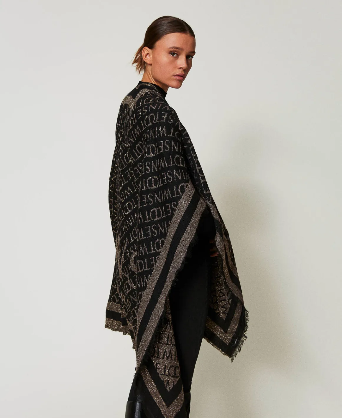 TWINSET Milano Poncho Jacquard Con Logo | Poncho